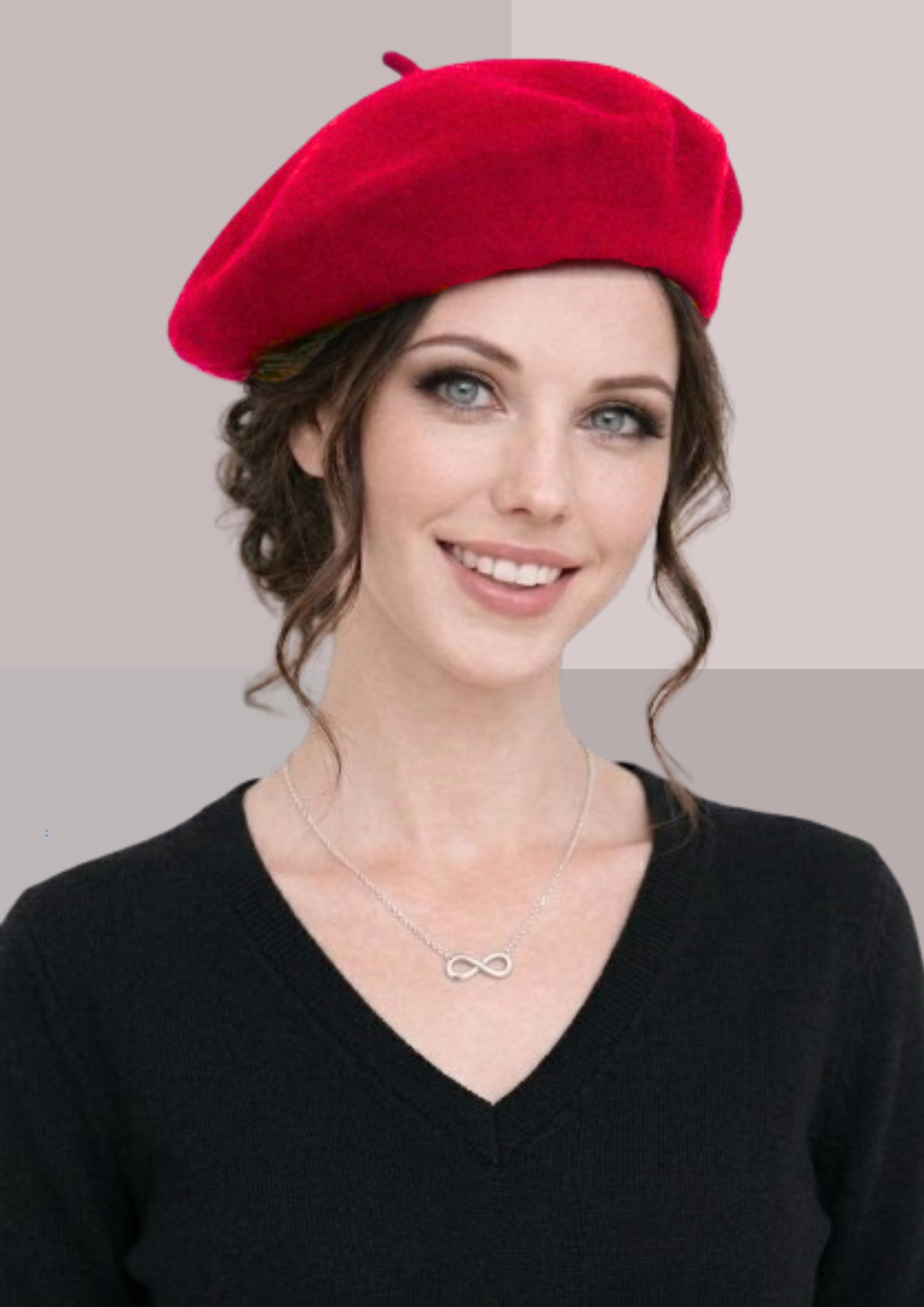 femme teint pale et cheveux fonces, fort contraste, colorimetrie hiver, avec beret rouge vif | Cap-Chapeau