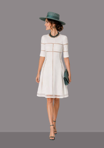 Chapeau andalou femme vert céladon associé à une robe blanche chic | Cap-Chapeau