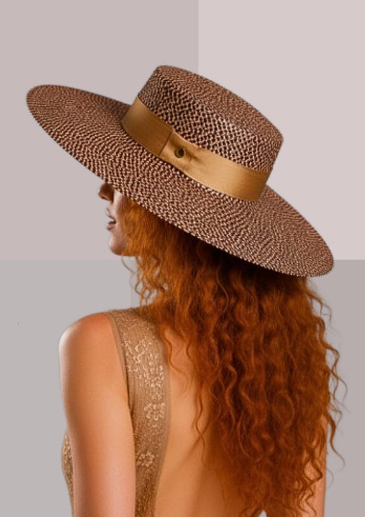 Profil du chapeau andalou femme marron glacé révélant les lignes d'un authentique canotier espagnol | Cap-Chapeau