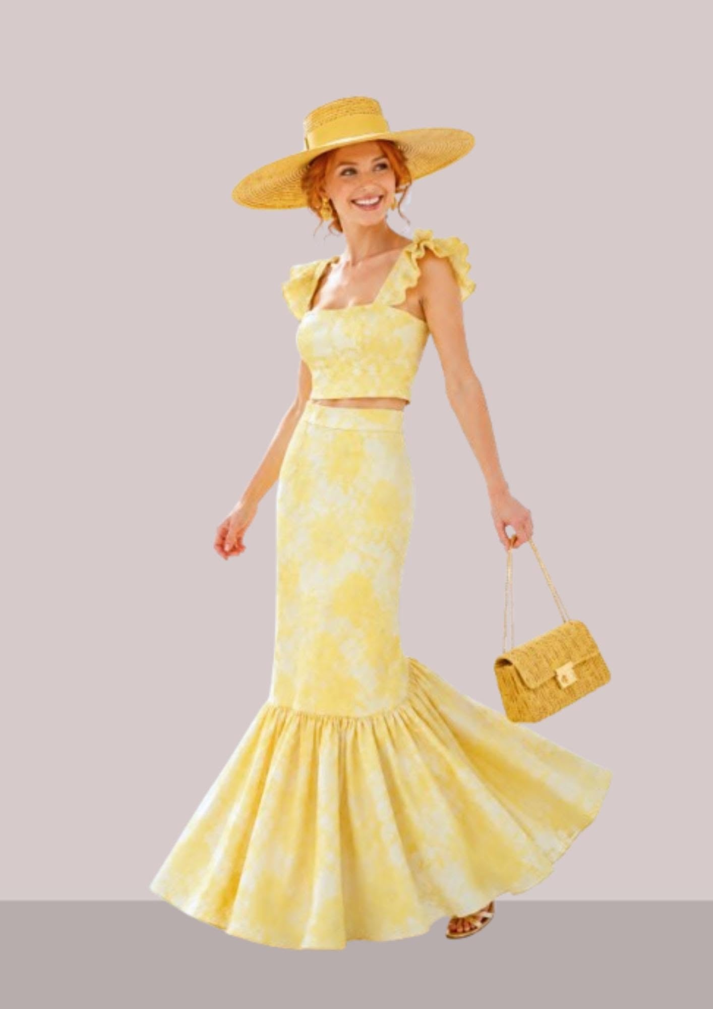 Chapeau andalou femme bouton d'or associé à une tenue raffinée et une pochette assortie | Cap-Chapeau