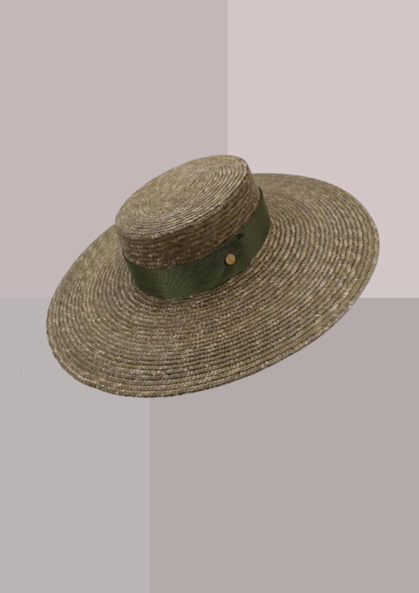 Vue de dessus du chapeau andalou femme vert militaire mettant en valeur la forme du canotier sévillan | Cap-Chapeau